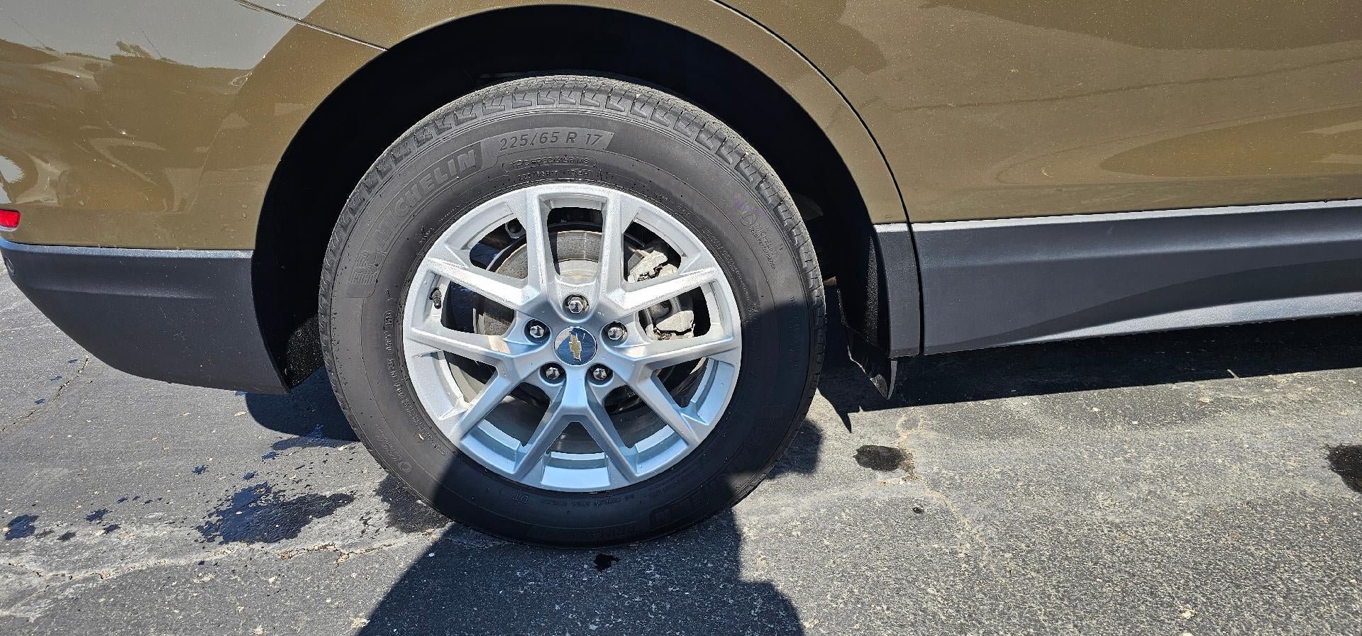 Used 2023 Chevrolet Equinox LT FWD image 8