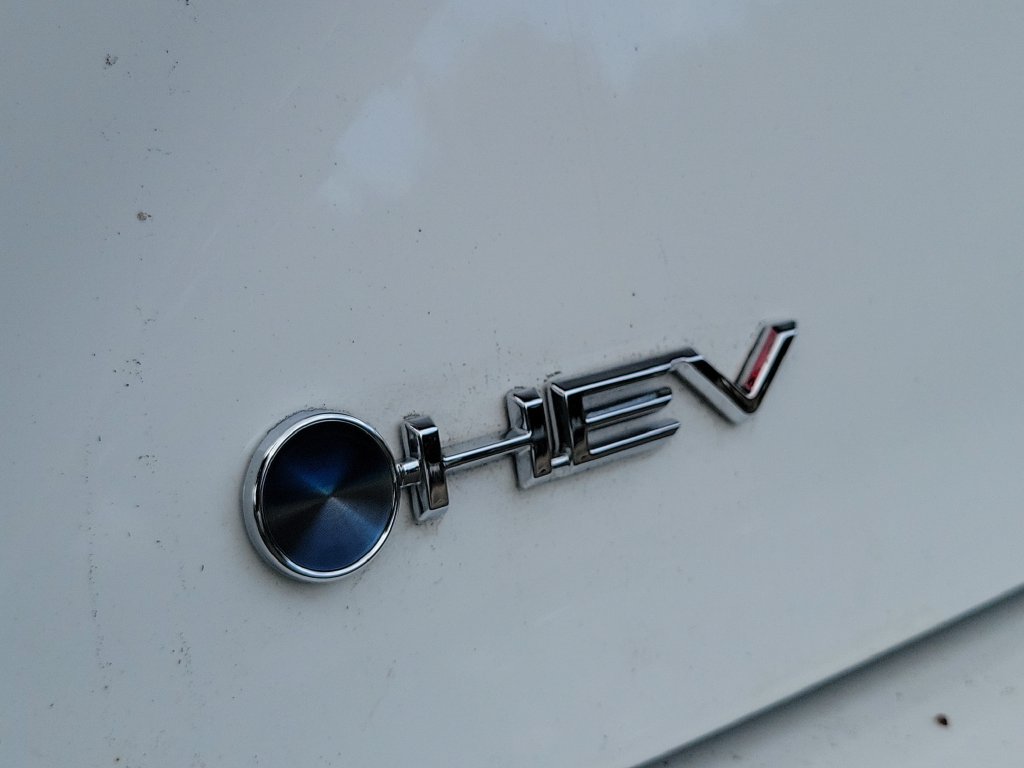 Used 2026 Toyota Camry SE FWD image 10