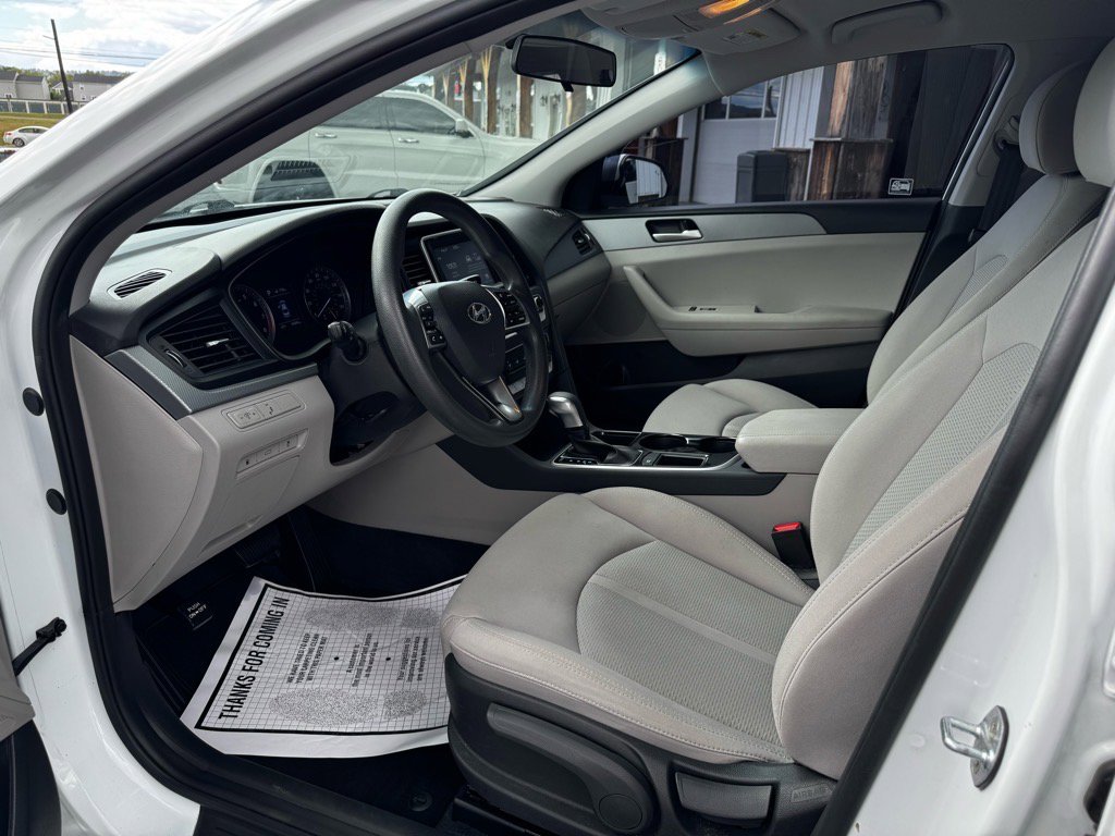 Used 2018 Hyundai Sonata SE image 12