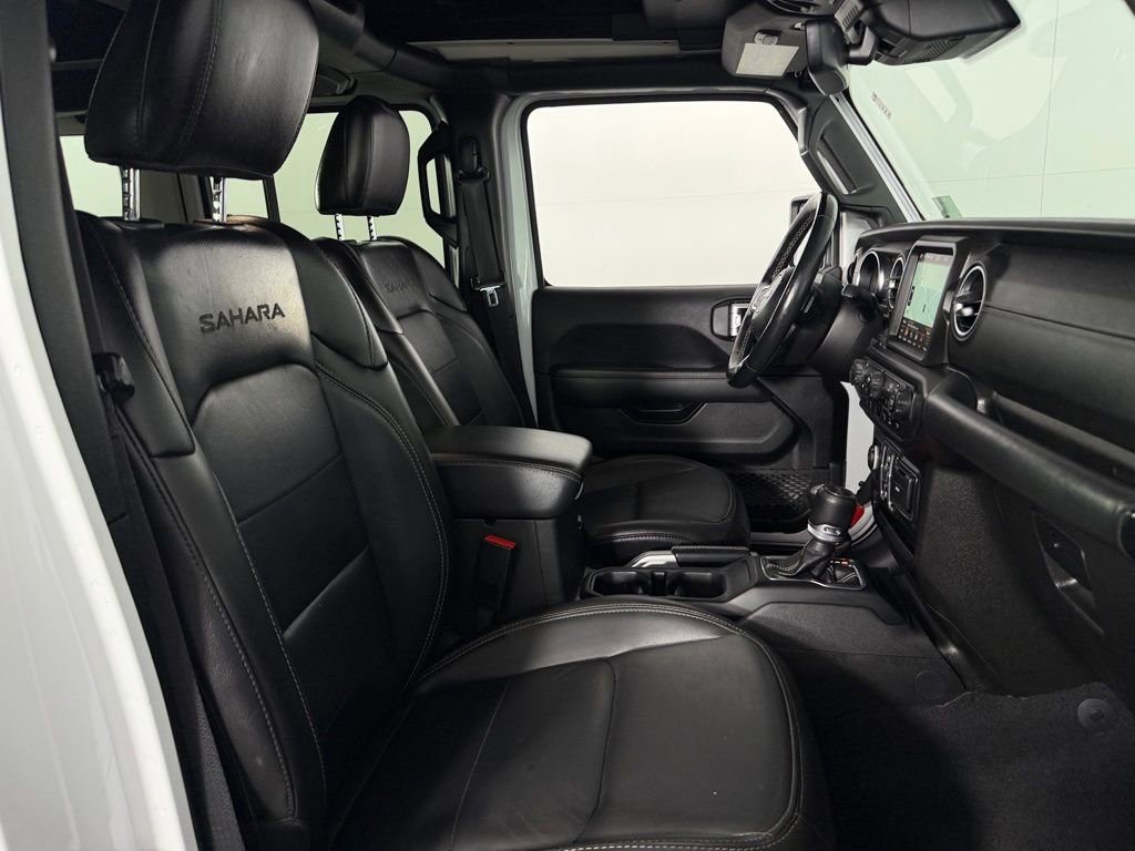 Used 2022 Jeep Wrangler Unlimited Sahara w/ LED Lighting Group image 33