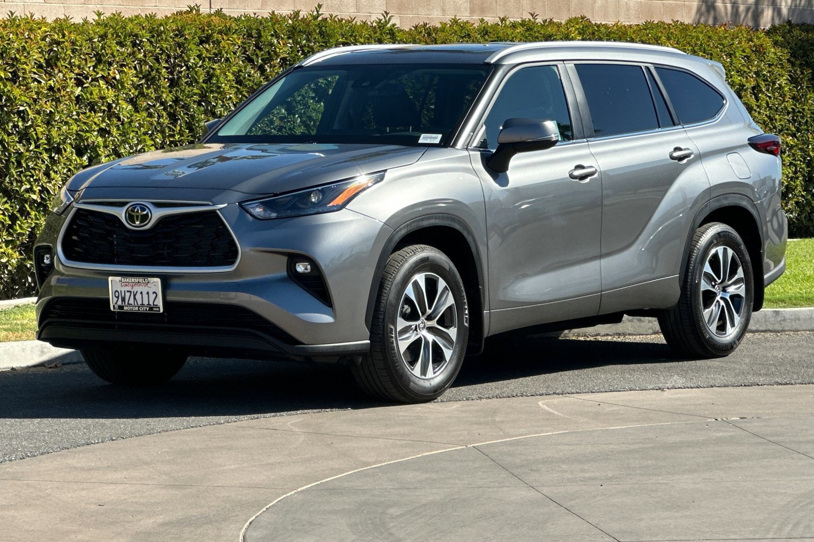 Used 2026 Toyota Highlander XLE AWD/4WD image 8