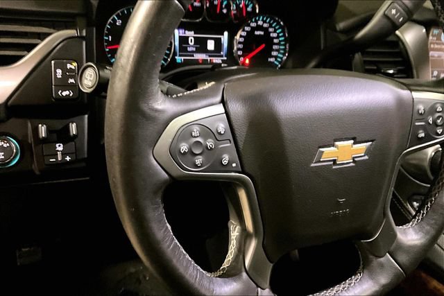 Used 2018 Chevrolet Suburban Premier AWD/4WD image 21