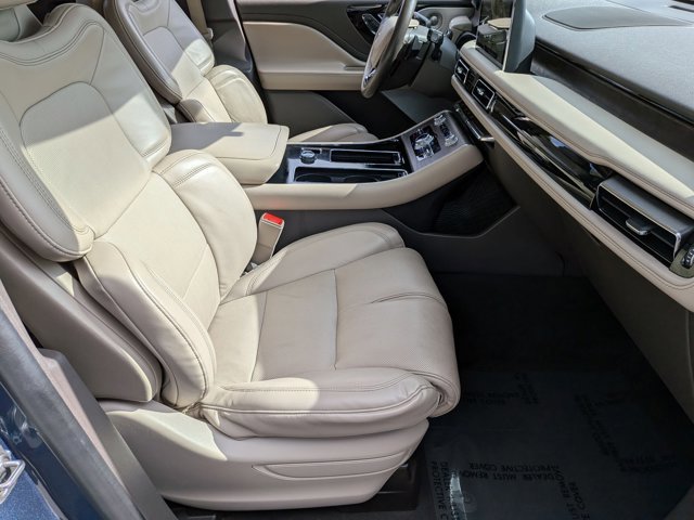 Used 2020 Lincoln Aviator Reserve w/ Equipment Group 202A AWD/4WD image 23
