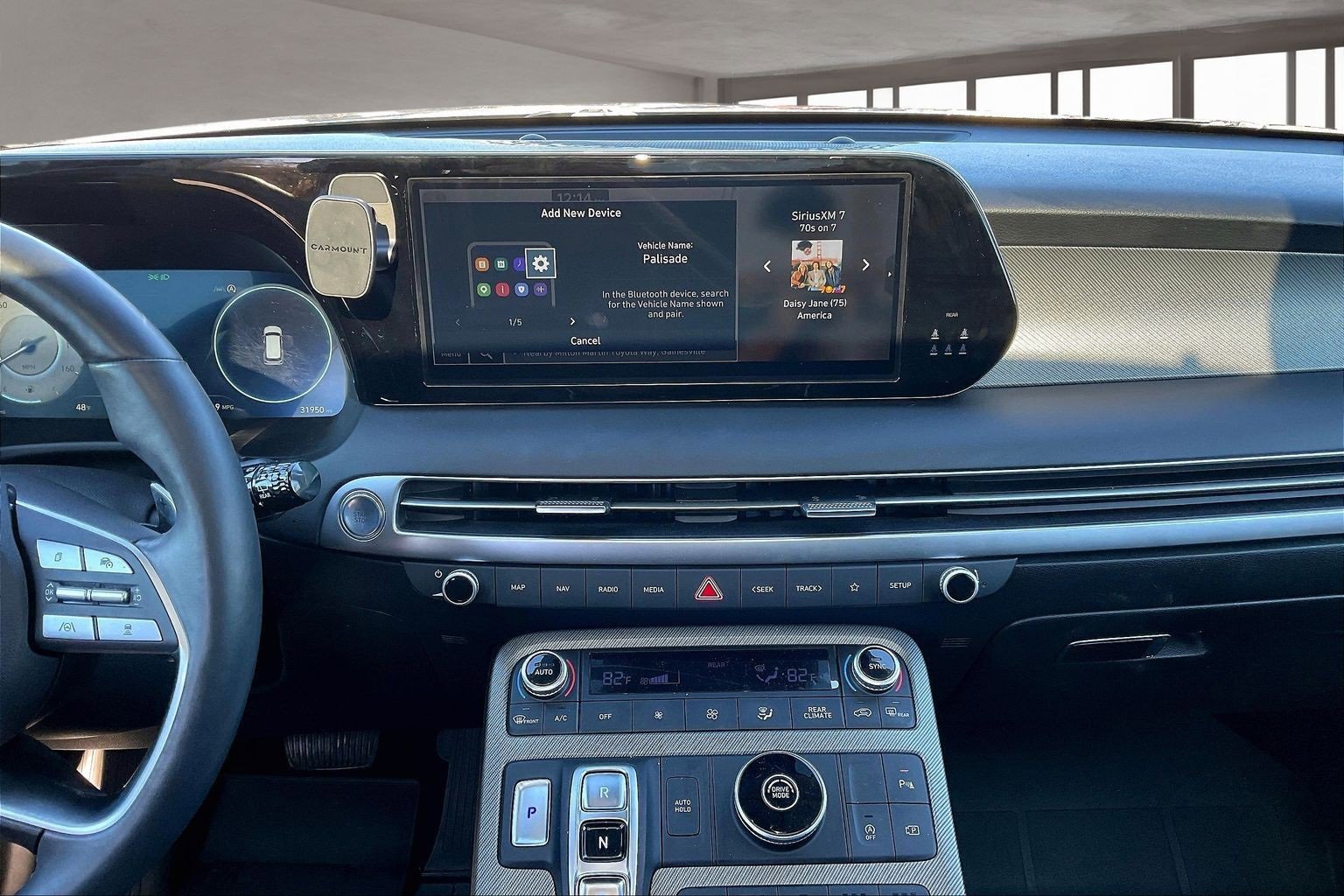 Used 2024 Hyundai Palisade SEL w/ Premium Package image 9