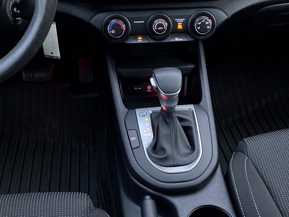 Used 2021 Kia Forte LXS image 19