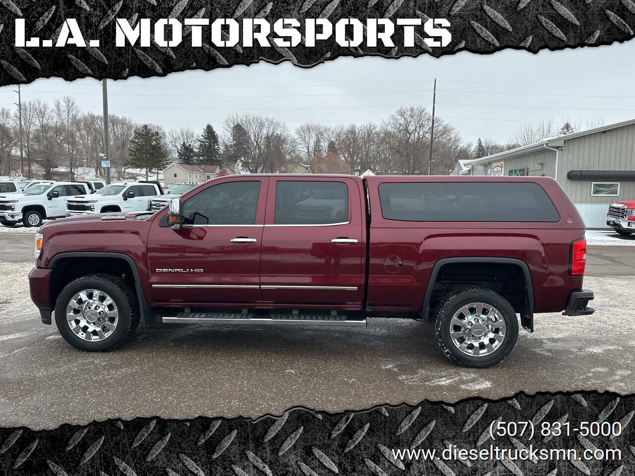 Used 2017 GMC Sierra 2500 Denali w/ Duramax Plus Package AWD/4WD image 1