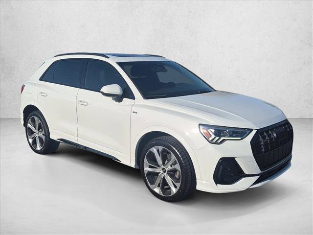 Used 2022 Audi Q3 2.0T Premium Plus w/ Premium Plus Package AWD/4WD image 3