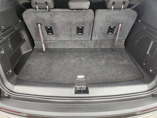 Used 2025 GMC Acadia Elevation image 14