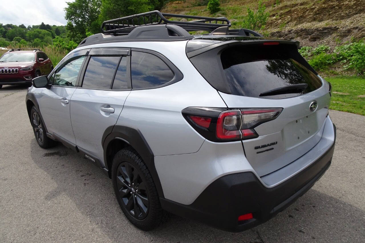 Used 2023 Subaru Outback Onyx Edition AWD/4WD image 8