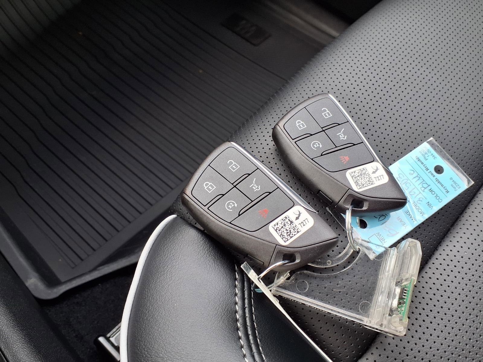 New 2026 Buick Enclave Avenir image 13