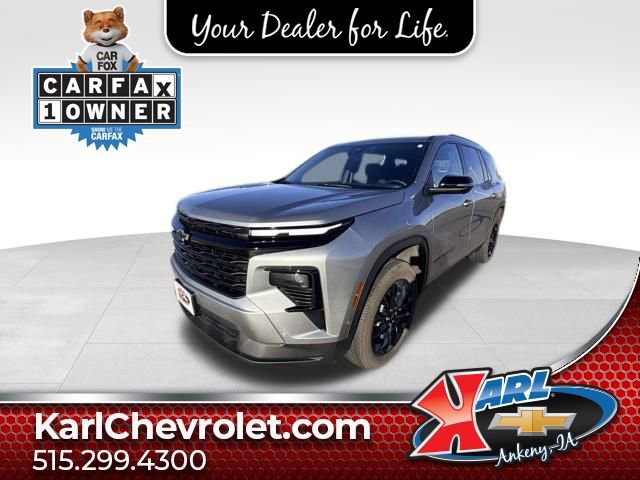 Used 2025 Chevrolet Traverse LT w/ Enhanced Driving Package image 1