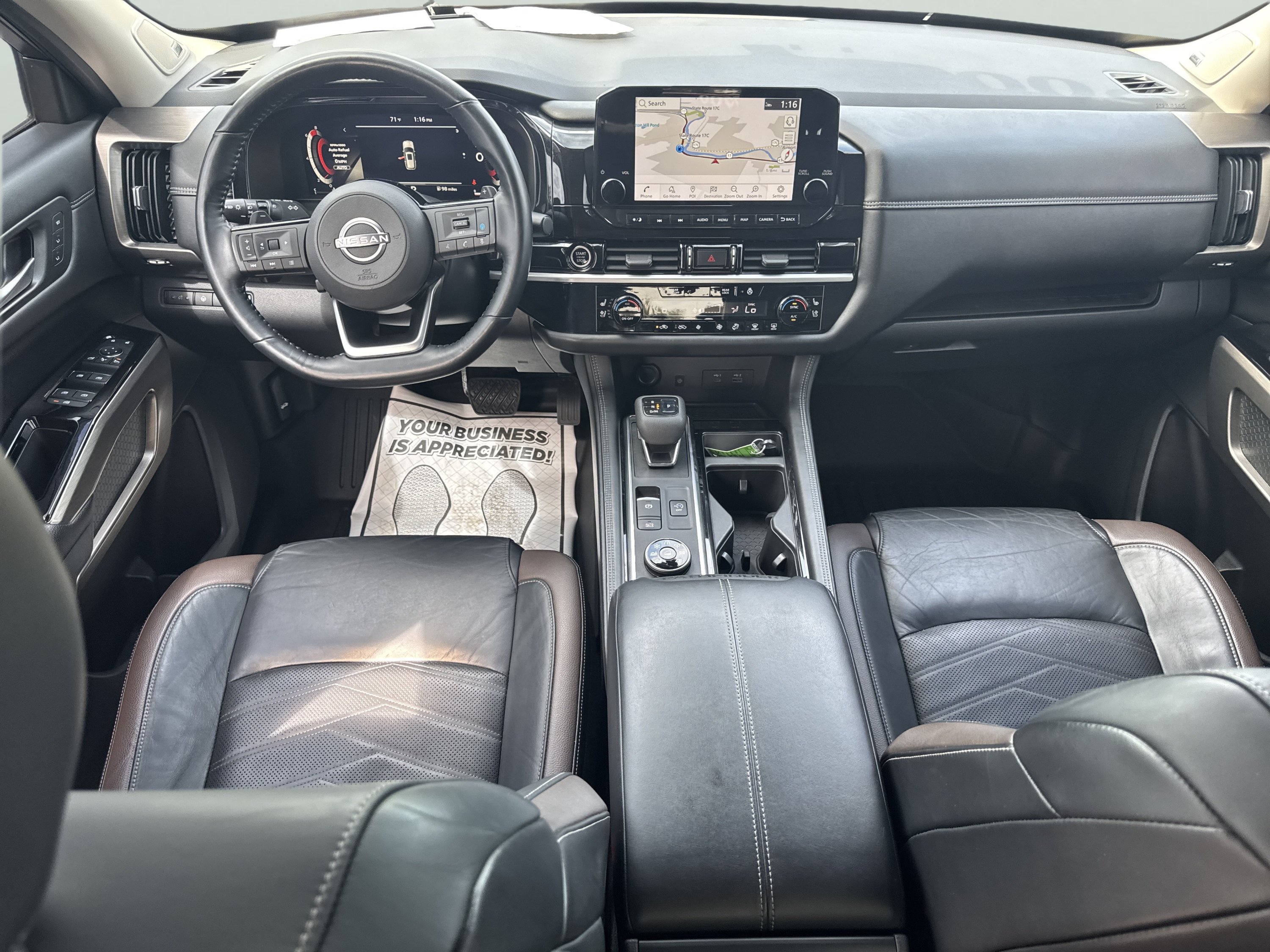 Used 2022 Nissan Pathfinder Platinum w/ Cargo Package AWD/4WD image 23