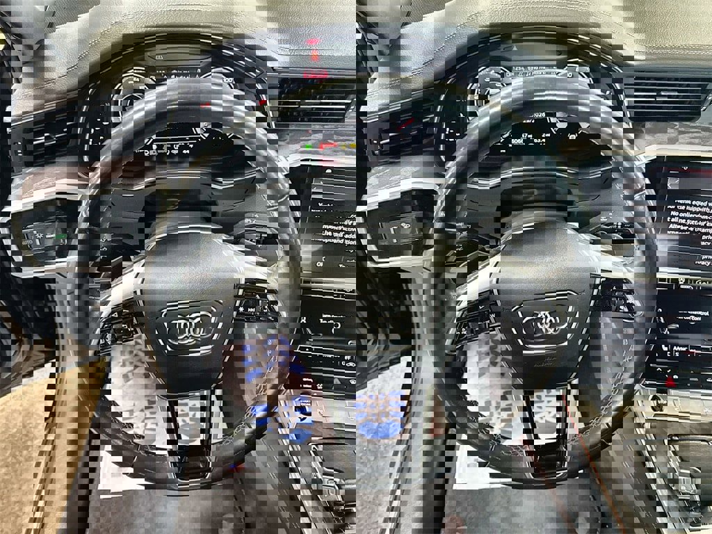 Used 2024 Audi A6 Premium Plus image 17