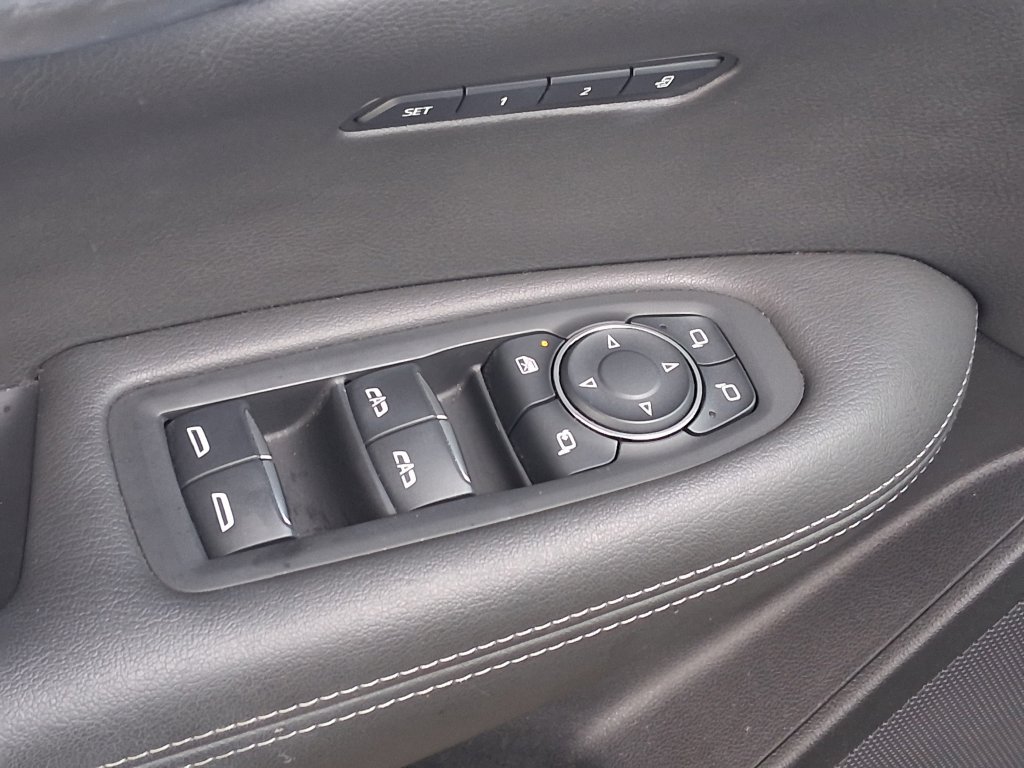 Certified 2024 Cadillac XT6 Luxury w/ LPO, Floor Liner Package FWD image 17