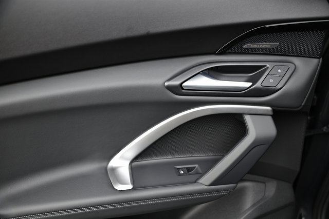 New 2025 Audi Q5 Premium Plus image 23