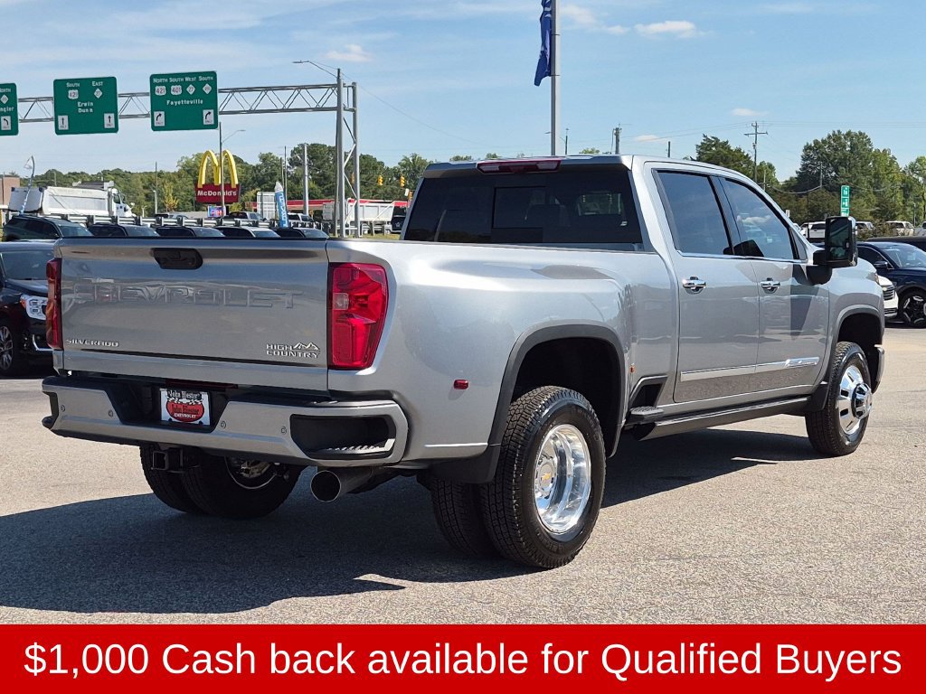 New 2026 Chevrolet Silverado 3500 High Country w/ High Country Premium Package AWD/4WD image 4