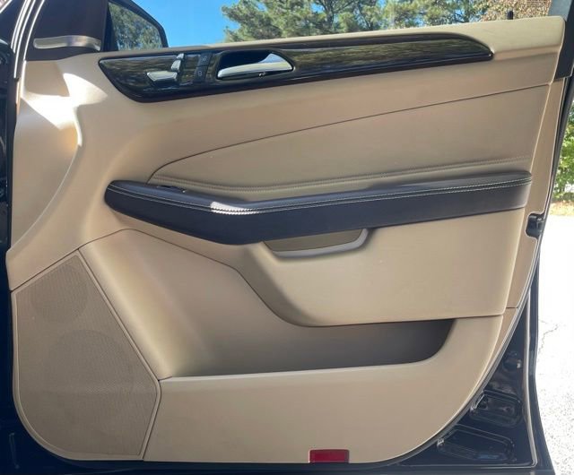 Used 2018 Mercedes-Benz GLE 350 4MATIC image 19