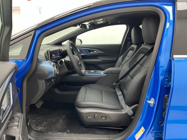 New 2026 Chevrolet Equinox EV LT image 8