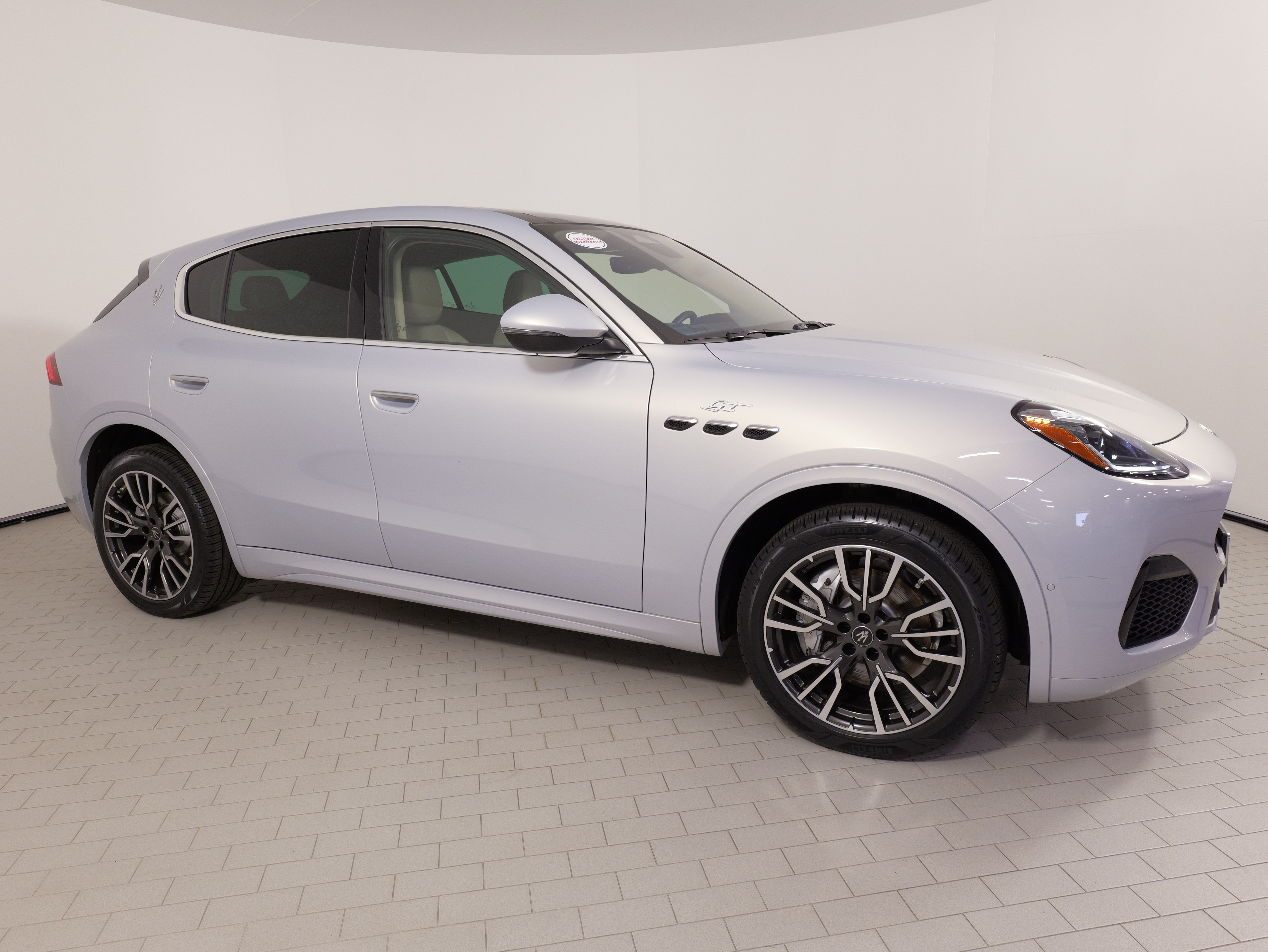 Used 2023 Maserati Grecale GT AWD/4WD image 7