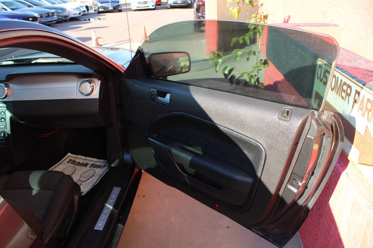 Used 2007 Ford Mustang GT RWD image 11