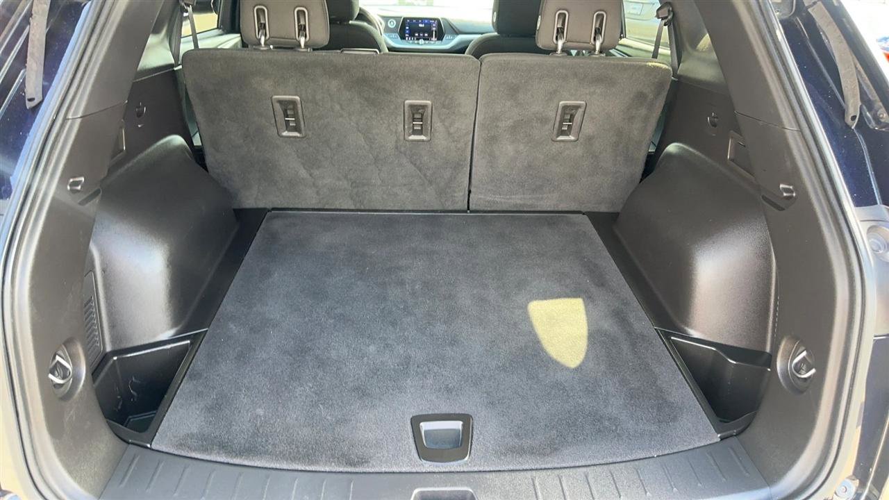 Used 2020 Chevrolet Blazer LT image 28