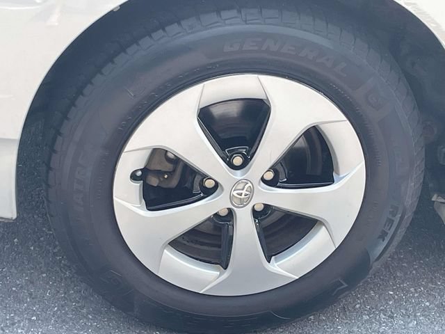 Used 2015 Toyota Prius Two FWD image 8