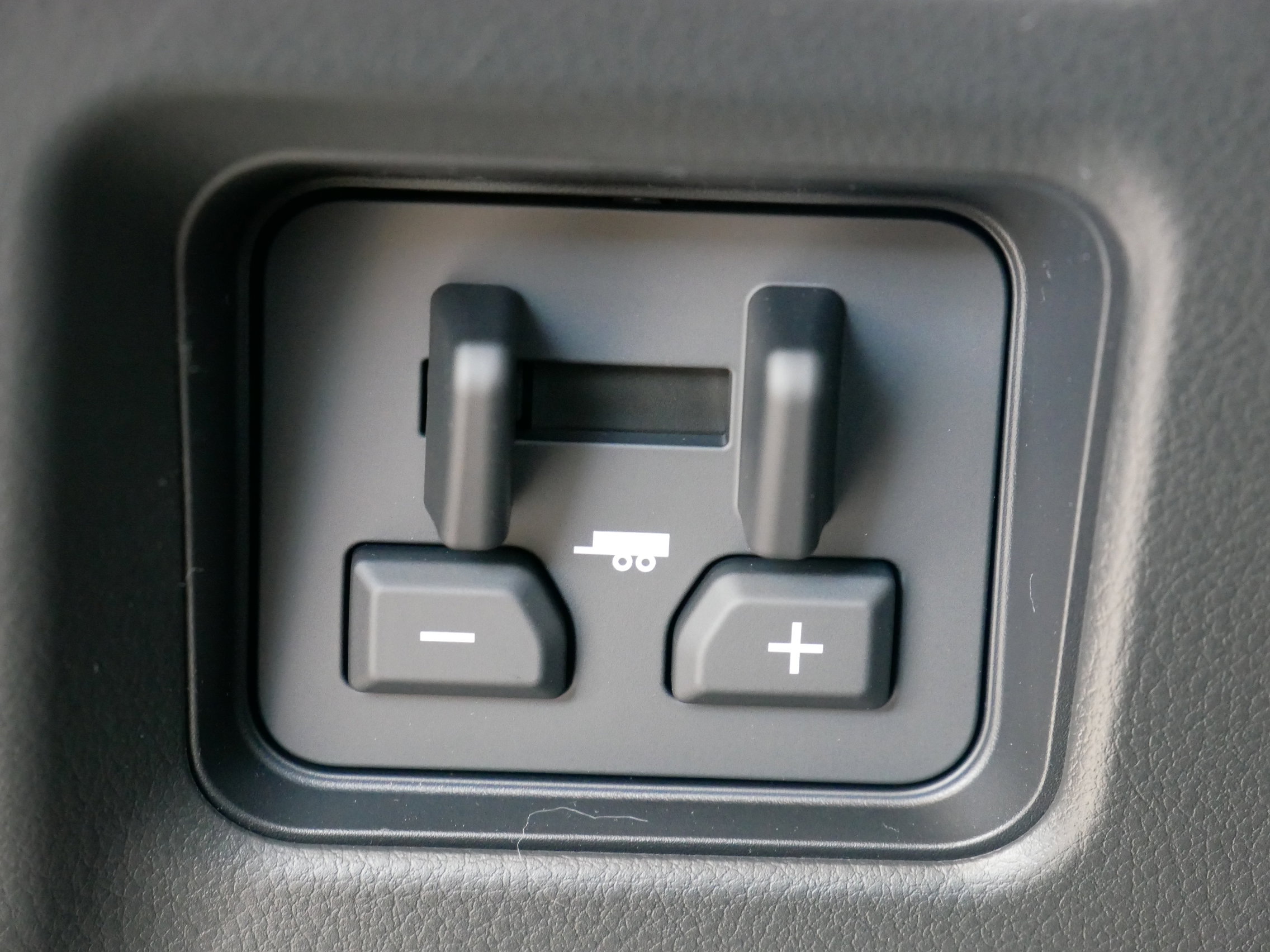 New 2025 Lexus LX 700h F Sport image 37