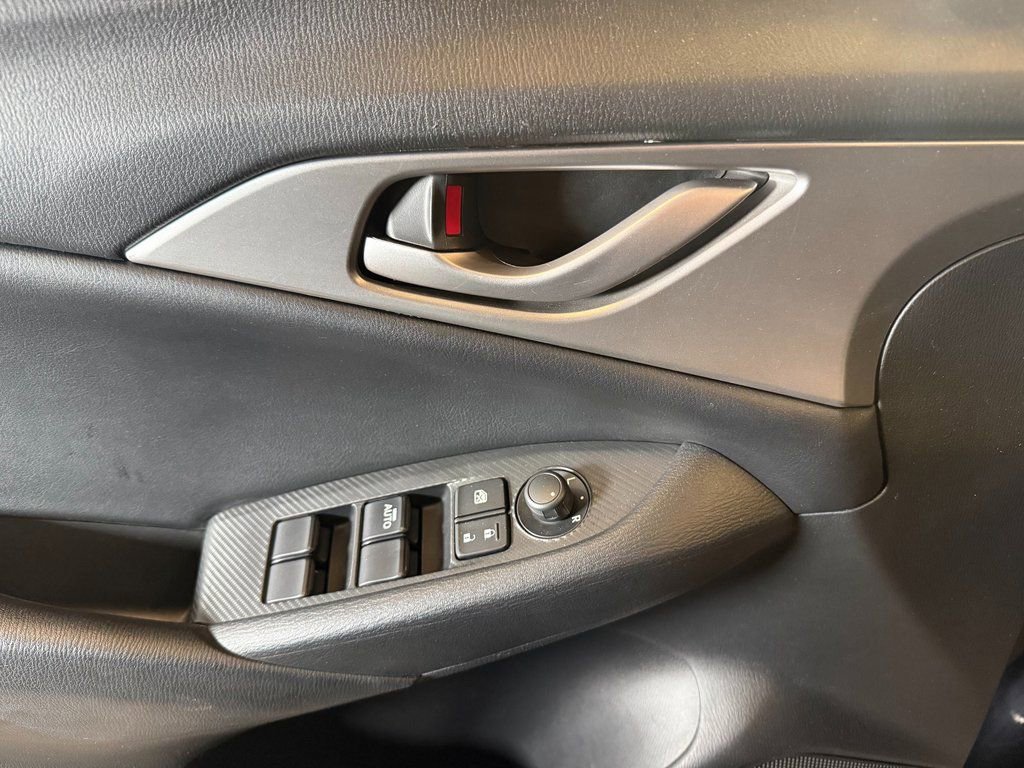 Used 2019 MAZDA CX-3 Sport image 19