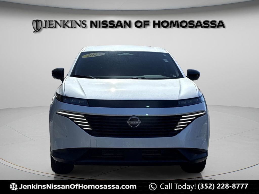 Certified 2025 Nissan Murano SV image 13