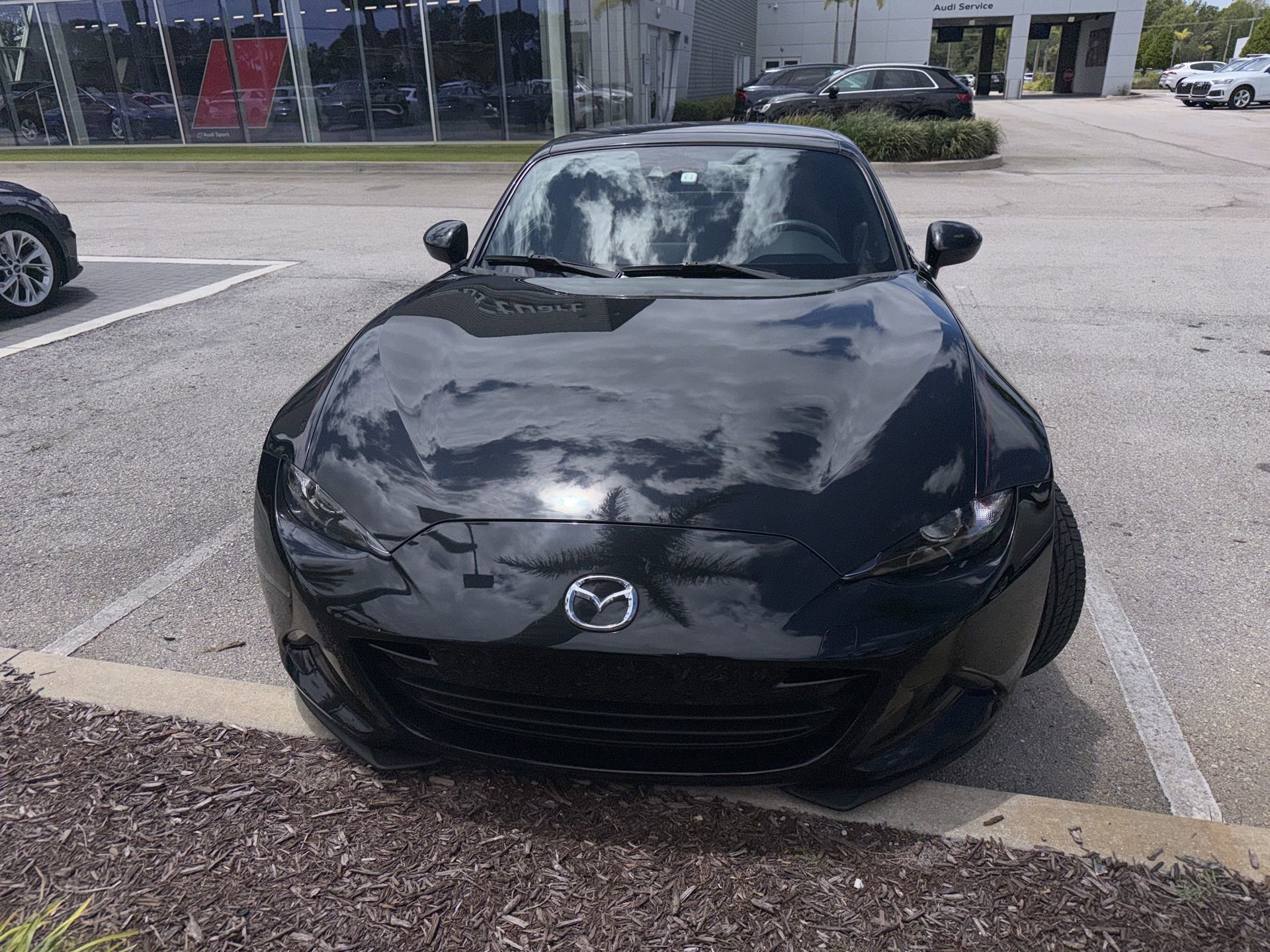 Used 2018 MAZDA MX-5 Miata RF Grand Touring image 1