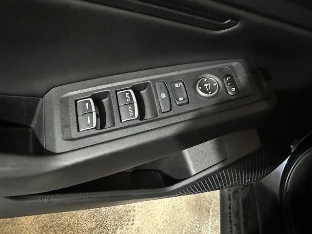 Used 2023 Honda Accord EX image 17