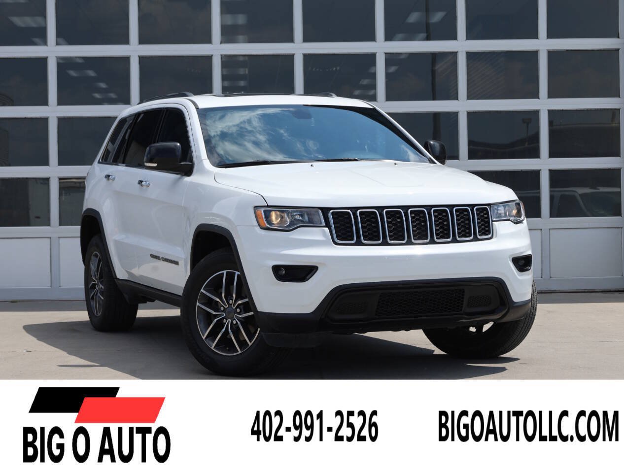Used 2019 Jeep Grand Cherokee Limited AWD/4WD image 1
