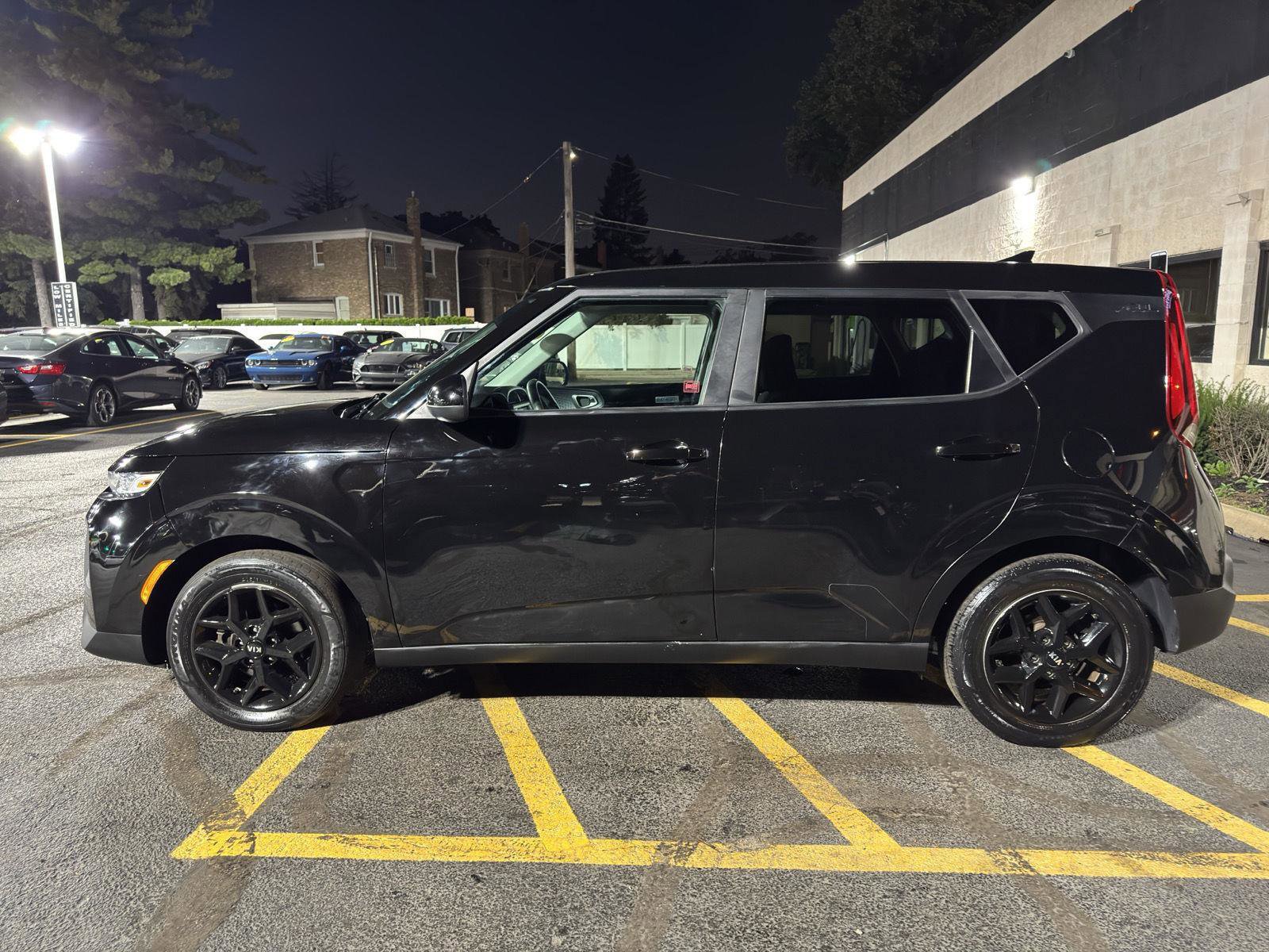 Used 2021 Kia Soul S FWD image 17