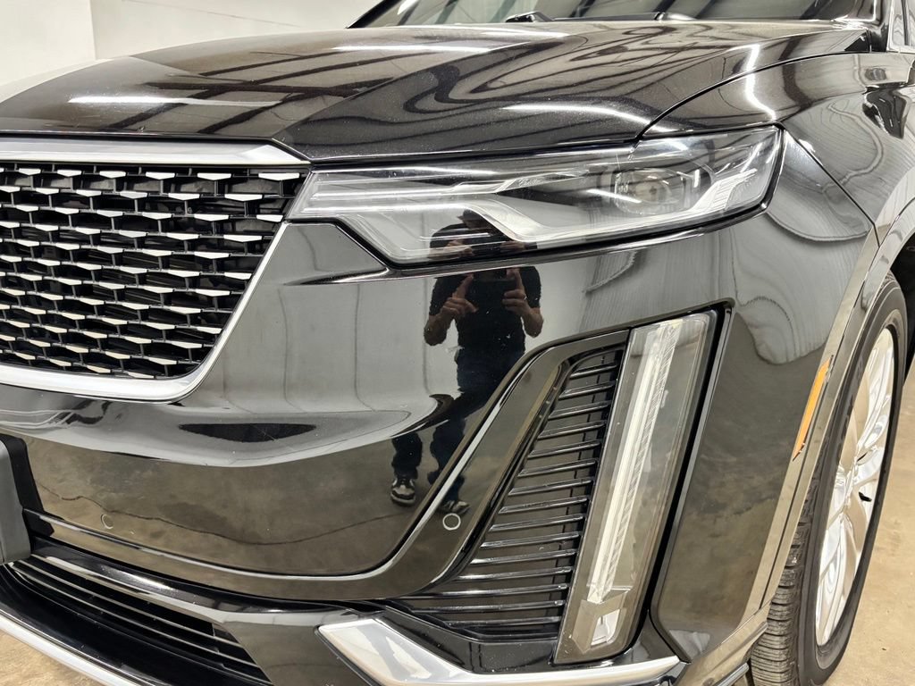 Used 2022 Cadillac XT6 Premium Luxury FWD image 9
