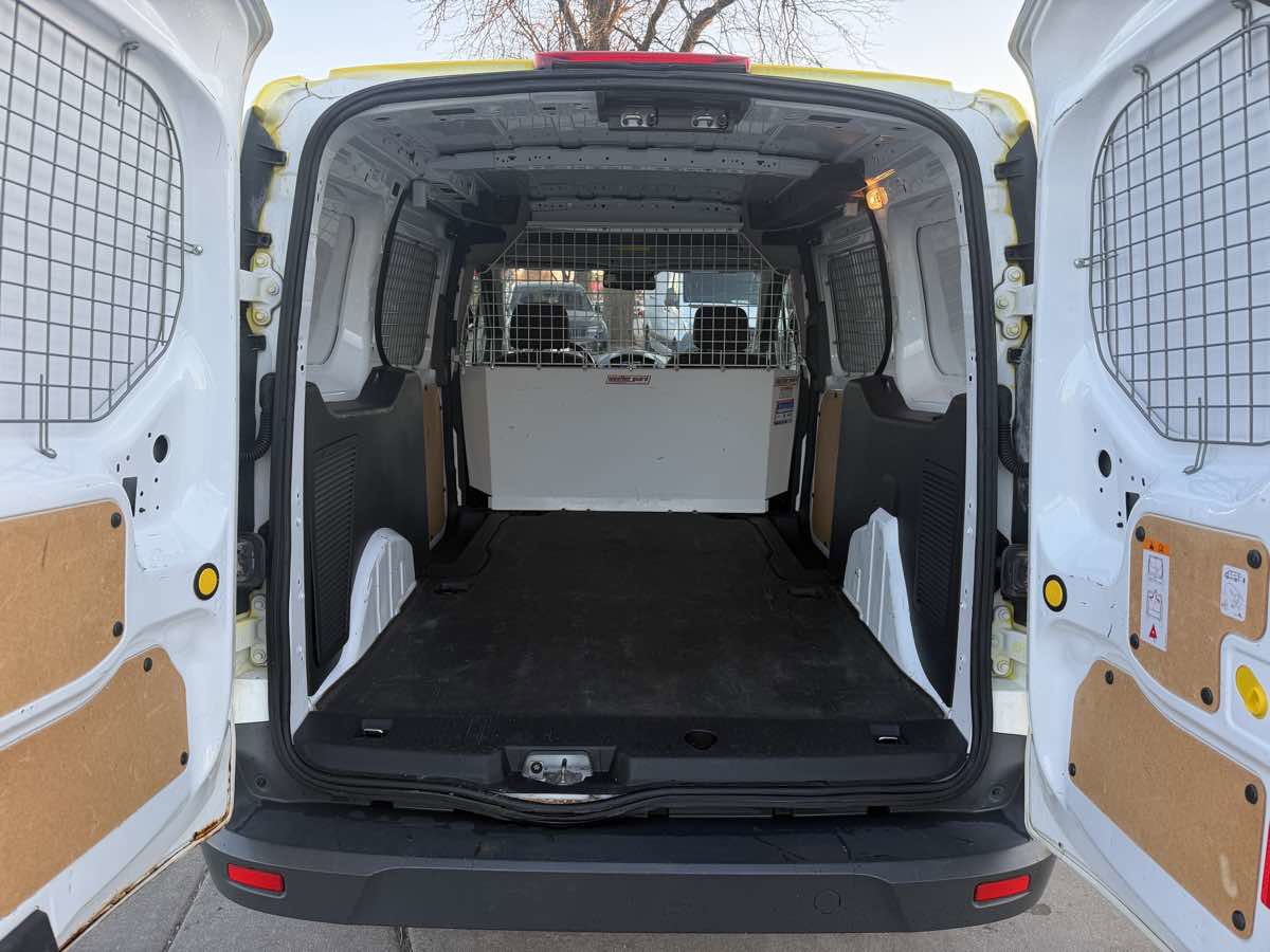 Used 2015 Ford Transit Connect XLT image 18