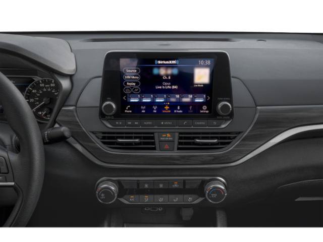 Used 2025 Nissan Altima 2.5 SV FWD image 12