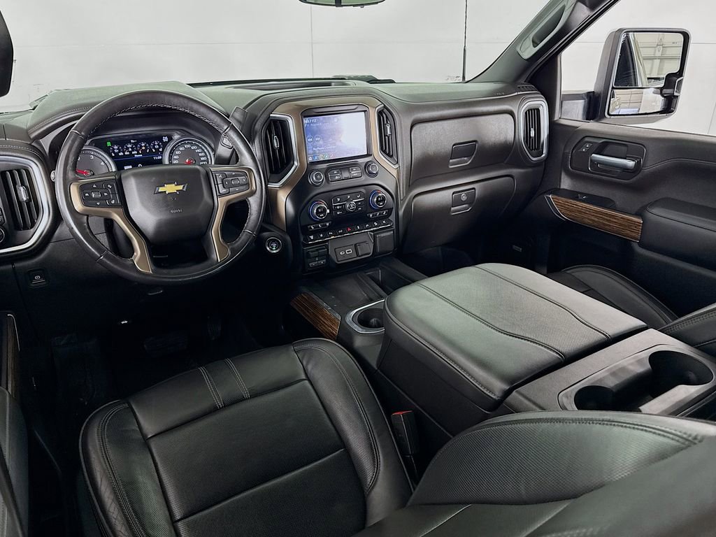 Used 2023 Chevrolet Silverado 3500 High Country w/ Z71 Off-Road Package image 32