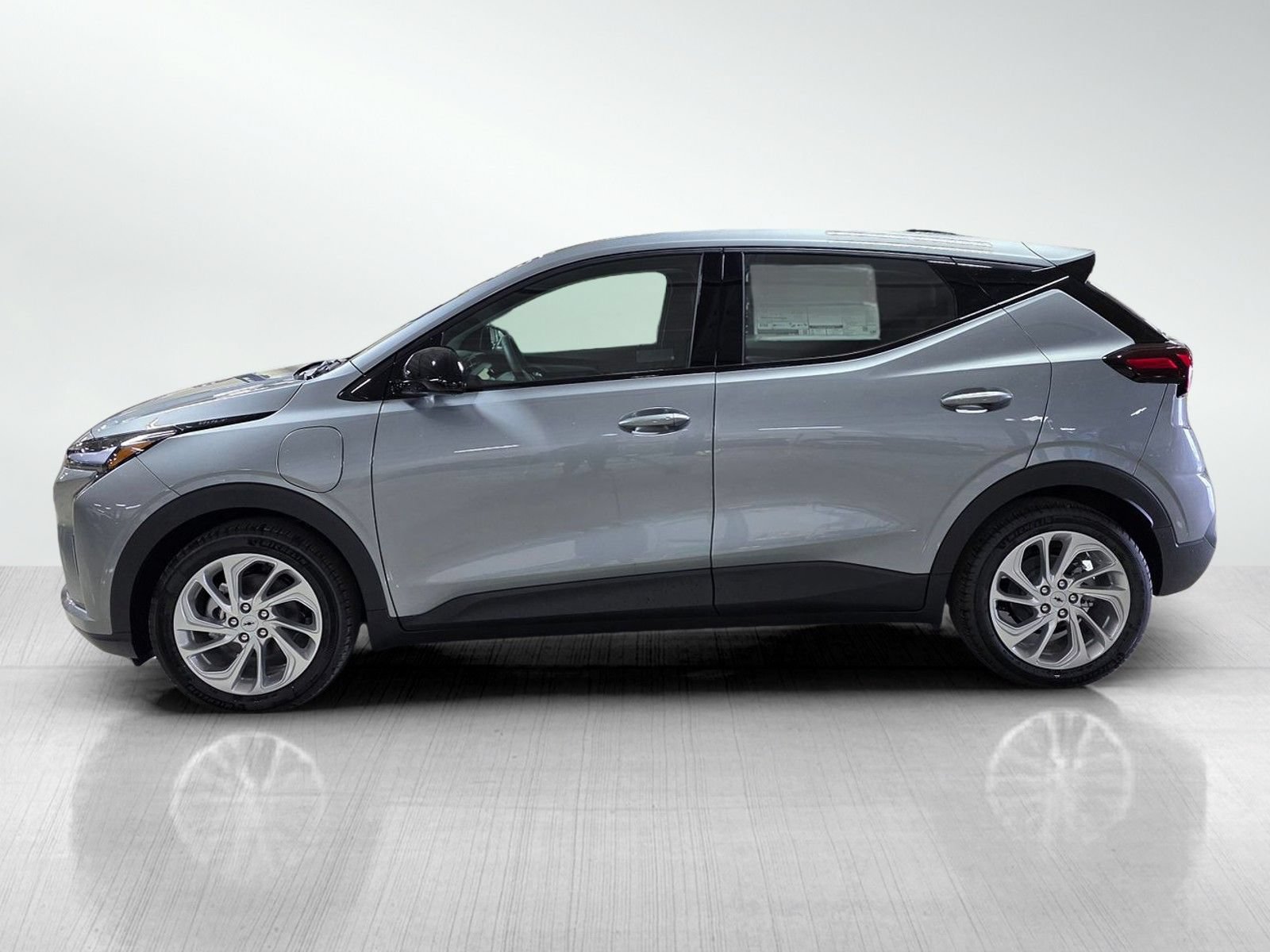 New 2027 Chevrolet Bolt LT w/ Comfort Package FWD image 4