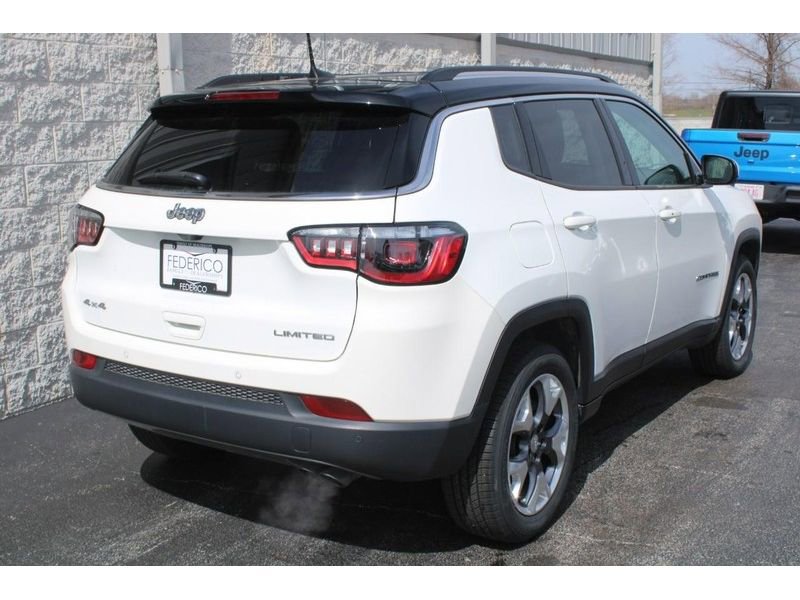 Used 2021 Jeep Compass Limited w/ Elite Interior Group image 3