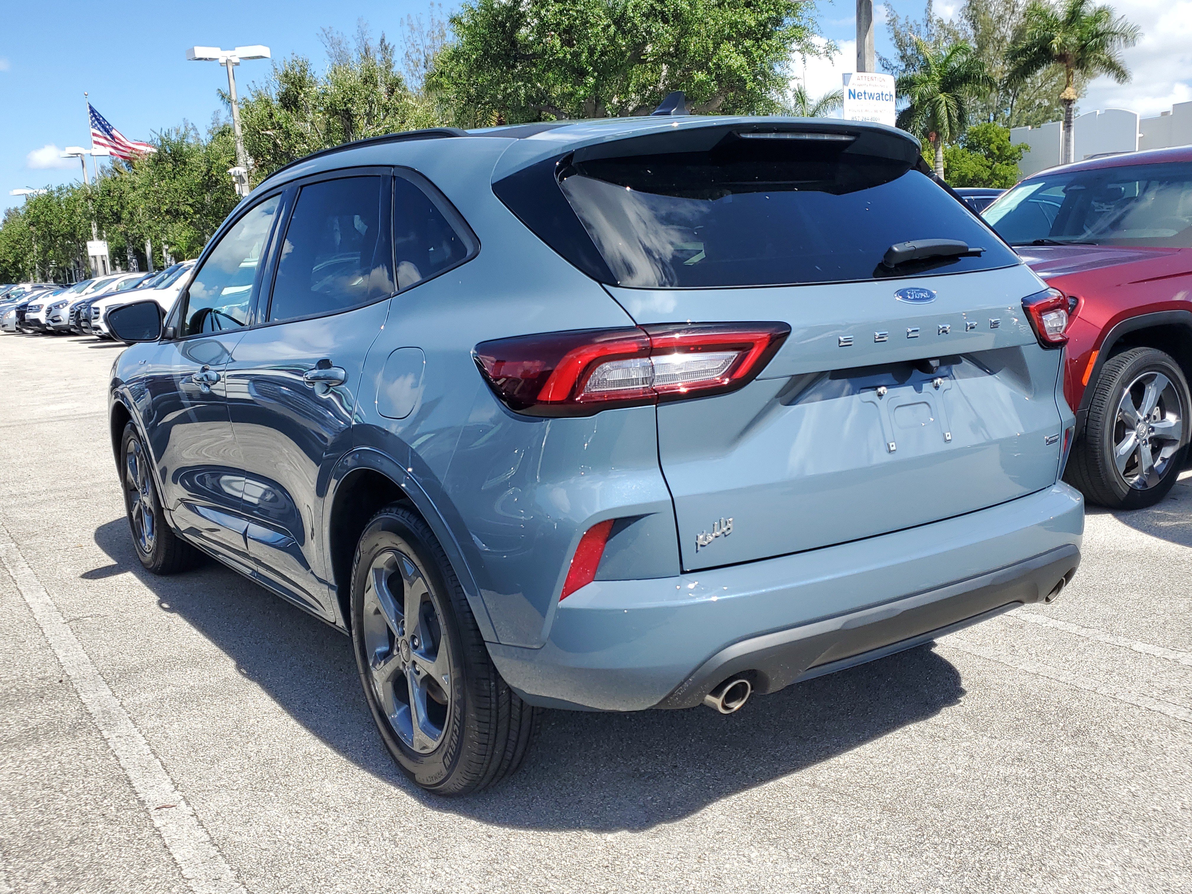 Used 2023 Ford Escape ST-Line w/ Equipment Group 301A image 4