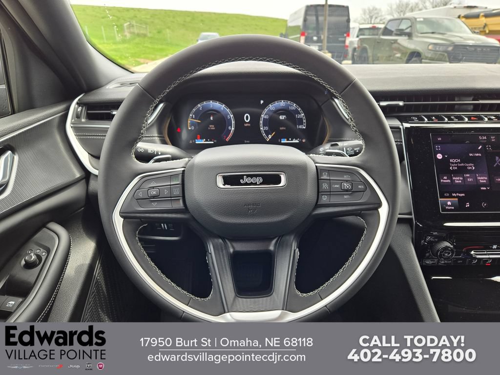 New 2026 Jeep Grand Cherokee L Laredo AWD/4WD image 17