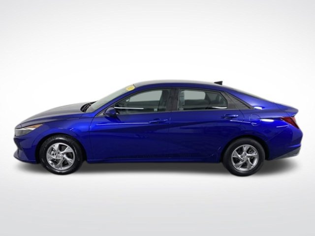 Used 2021 Hyundai Elantra SE FWD image 9