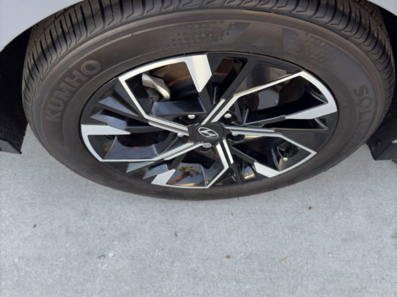 Used 2025 Hyundai Sonata SEL image 13
