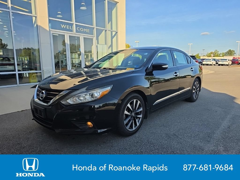 Used 2017 Nissan Altima 2.5 SV w/ Convenience Package