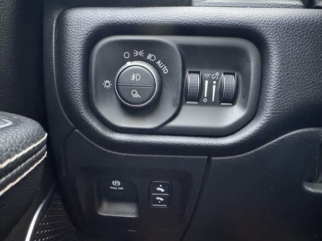 Used 2022 RAM 1500 Laramie w/ Sport Appearance Package image 36