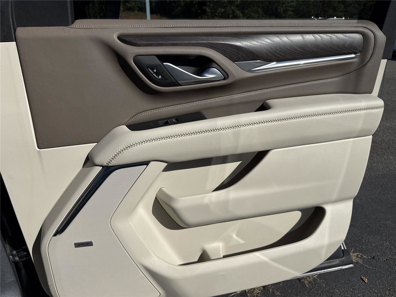 Used 2022 GMC Yukon Denali w/ Advanced Technology Package image 23