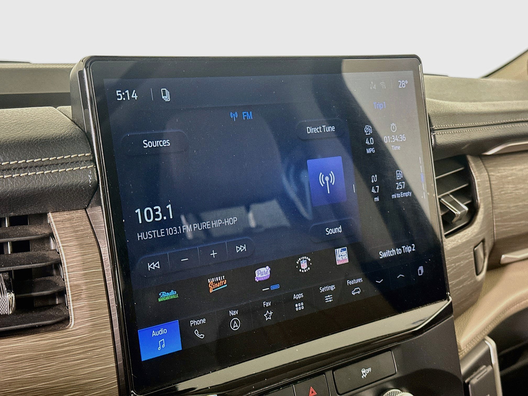 Used 2024 Ford Expedition Limited RWD image 21