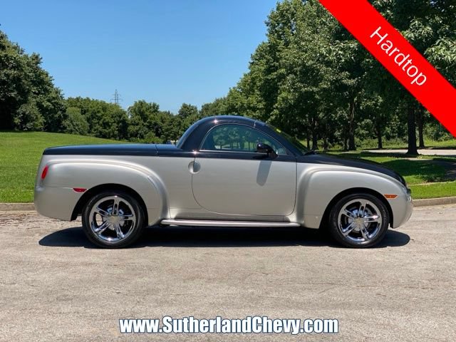 Used 2006 Chevrolet SSR w/ Preferred Equipment Group RWD image 16