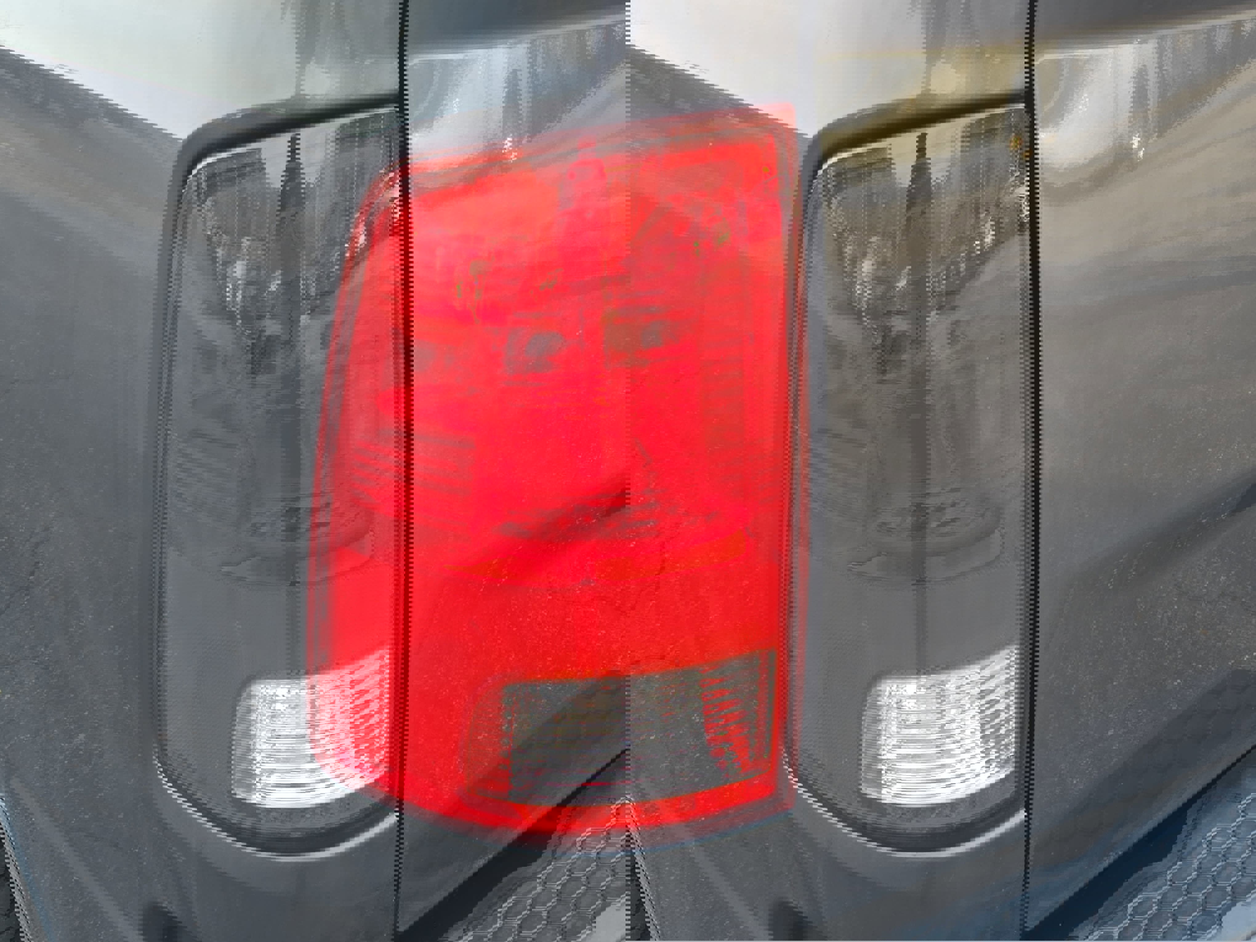 Used 2018 RAM 1500 Express w/ Express Value Package image 33