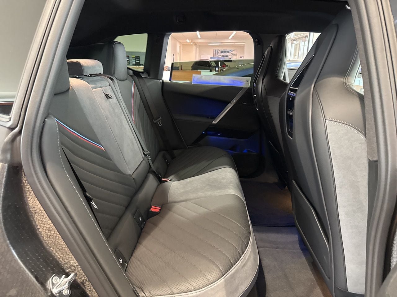 New 2026 BMW iX xDrive45 w/ M Sport Package AWD/4WD image 46